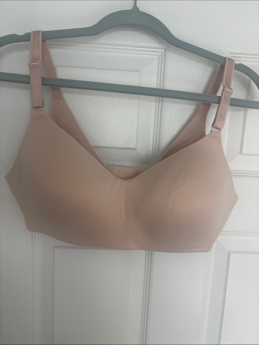 New Wireless Blush Bra